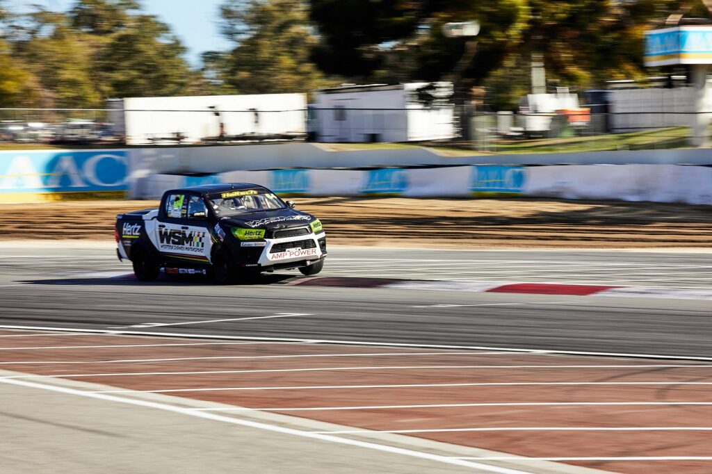 SUPERUTES: Craig Woods Qualifies on Top at Wanneroo Raceway